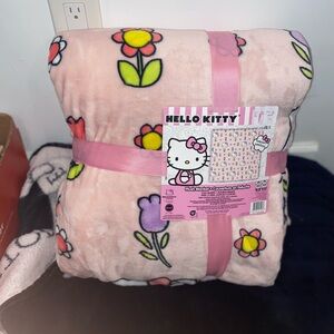 Hello kitty blanket